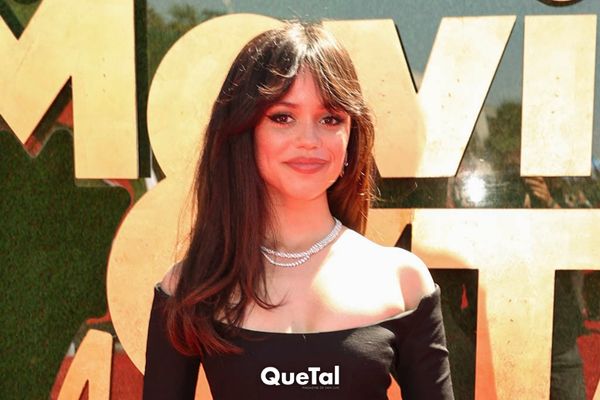 Espera ¡¿QUÉ?! ¿Quién es el hombre de 61 años del que se enamoró Jenna Ortega?